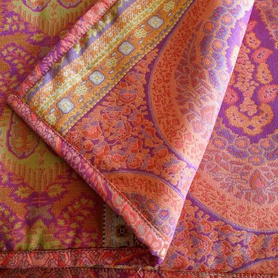 Anichini Taj Luxurious Paisley Lightweight Italian Quilts In Coral Fuchsia