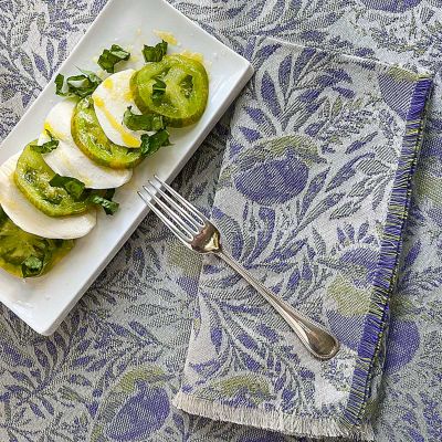 FINCH TABLE LINENS