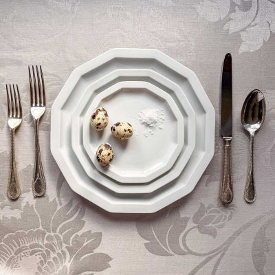 Liverno Linen Table Linens | Fine Jacquard Linen Tablecloths