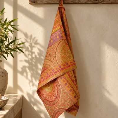 TAJ PAISLEY BATH TOWELS