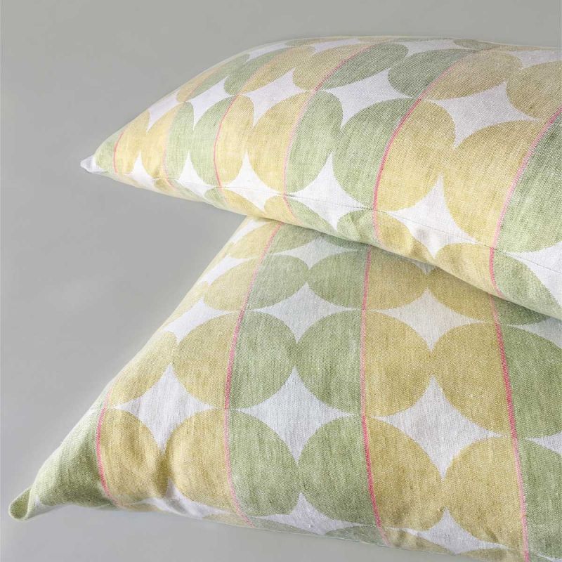 Anichini Contorno Linen Circle Pattern Decorative Pillows