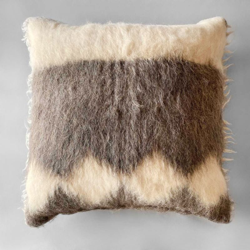 Anichini Diamond Handmade Brushed Wool Pillows