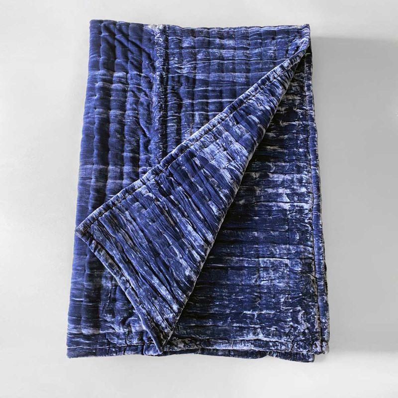 Pho Silk Velvet Quilts In Midnight Blue
