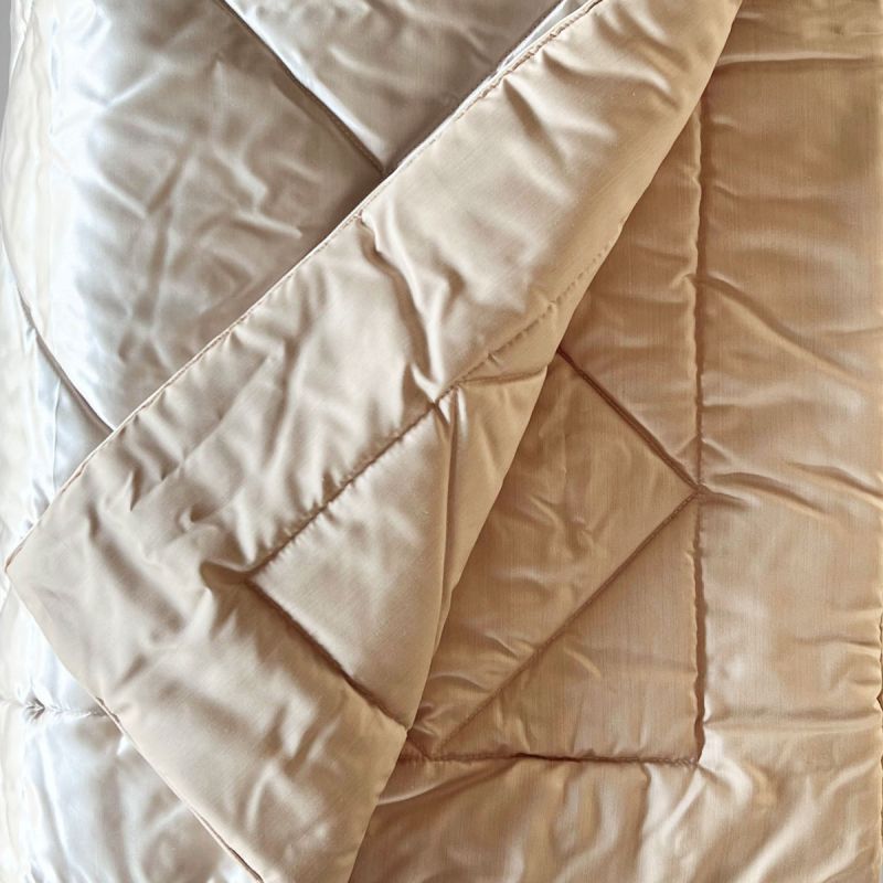 Helios Diamond Silk Quilts In Natural
