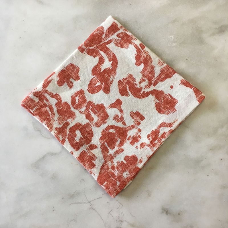 Anichini June Modern Floral Linen Table Linens