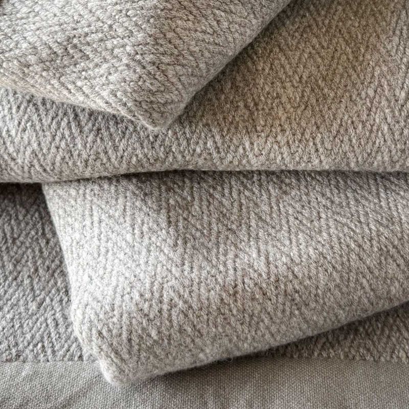Anichini Norbu Hand Loomed 10-Ply Herringbone Weave Blankets