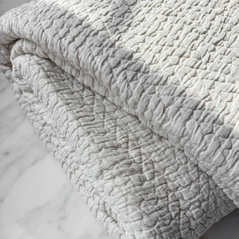 Sergio Linen Blankets & Bedcovers