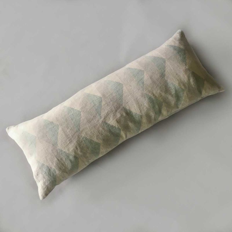 Anichini Puzzle Harlequin Diamond Linen Pillows In Grey
