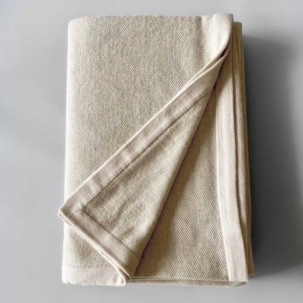 100% Hand Loomed Yak Wool Blankets In Natural White | ANICHINI