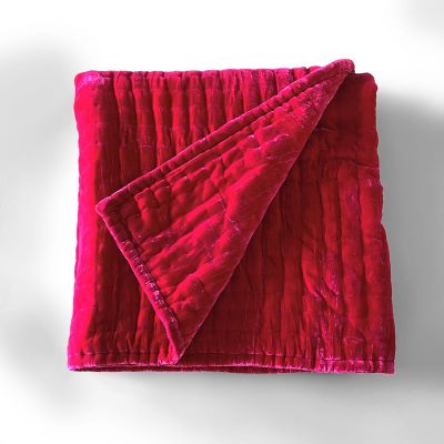 LAST CHANCE - 40% OFF PHO VELVET QUILTS & BED THROWS IN FUCHSIA