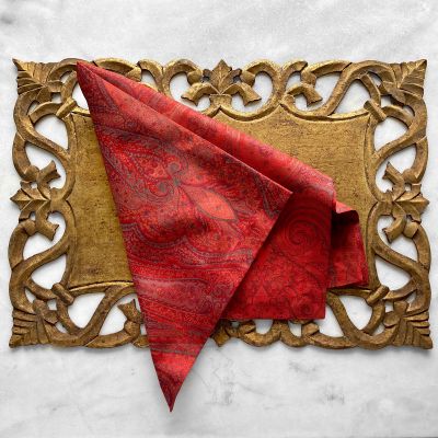 Kashmir Paisley Jacquard Table Linens In Blood Red