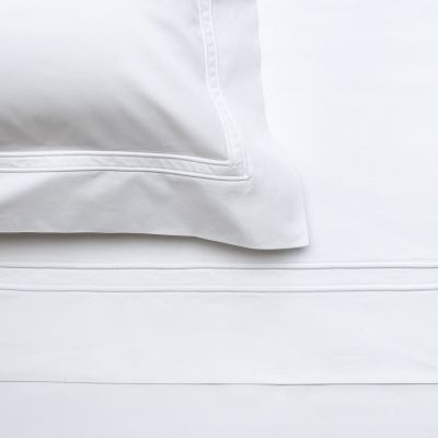 Anichini Lorraine Percale Bottom Sheets
Italian Percale Bottom Sheets
Lorraine luxury white percale italian egyptian cotton sheets shadow stitch
