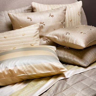 Sijua hand loomed natural silk with repeating ribbed texture