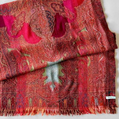 RED PAISLEY BOILED WOOL WRAPS